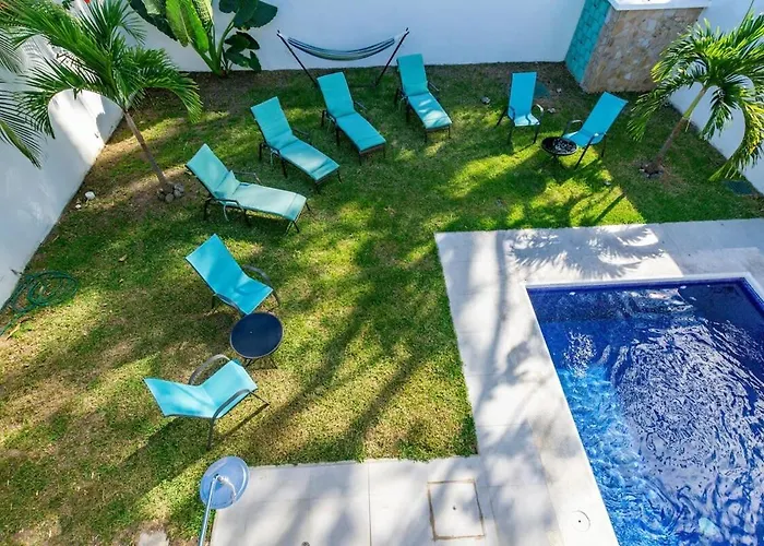 Ultramodern Townhome With An Inviting Coastal Design And Lush Outdoor Oasis With A Private Pool Holiday home Playa Flamingo